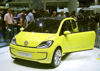 Volkswagen e-up! Review